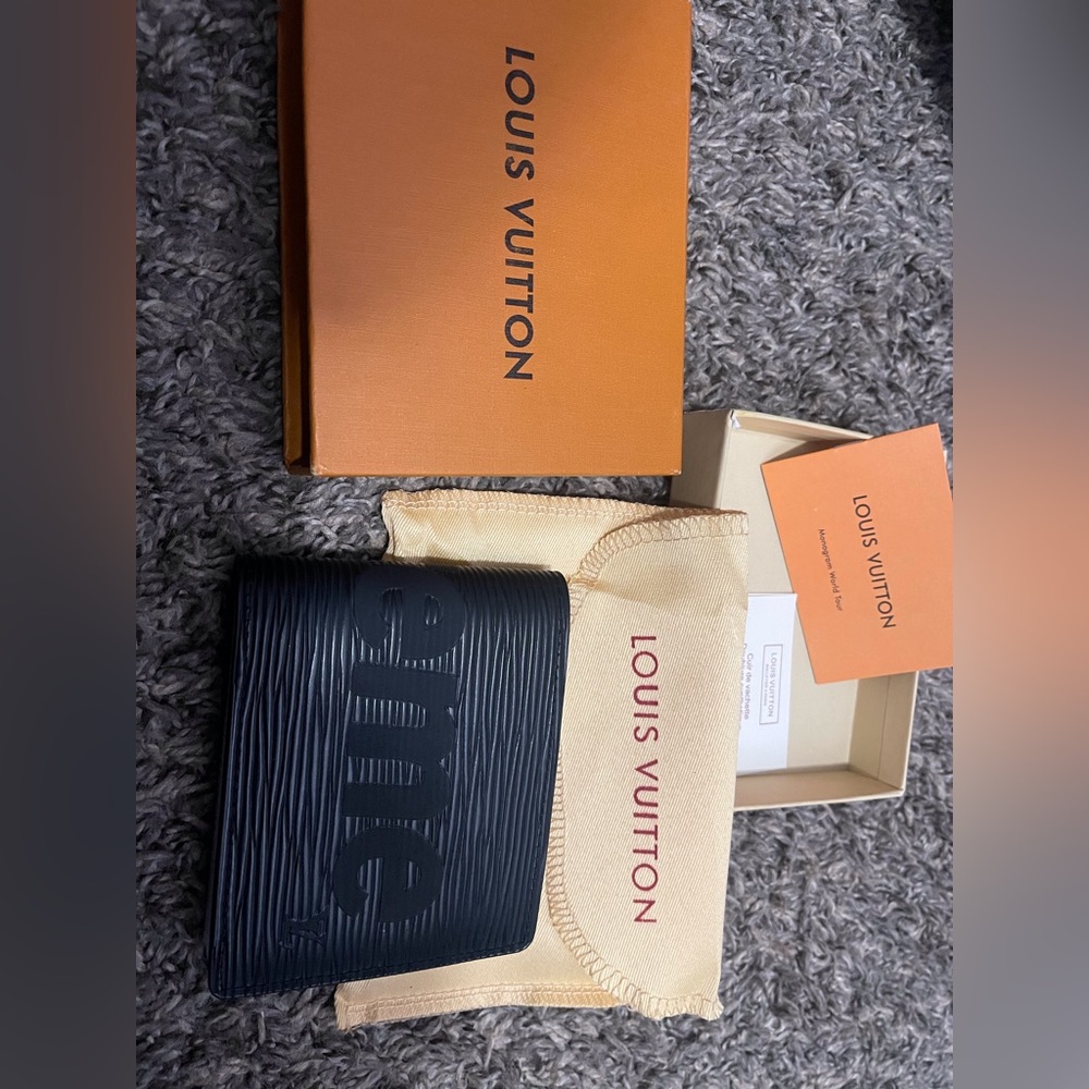 The Louis Vuitton x Supreme Slender Wallet